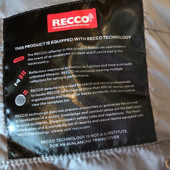 MOUNTAIN HARDWEAR SNOWBOARDING / SKI JACKET - Picture 8 of 14